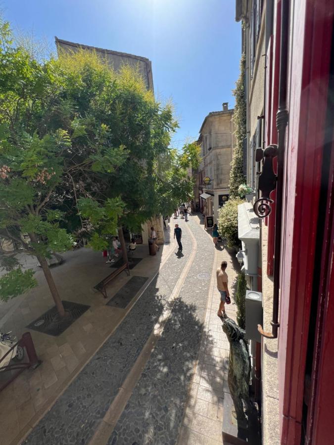 Le Regardeur Acomodação com café da manhã Saint-Rémy-de-Provence Exterior foto